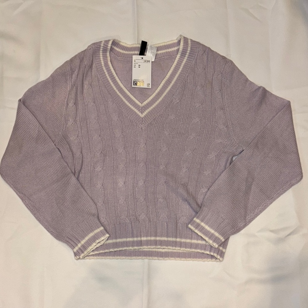 H&M Purple V-Neck Sweater Classic Knit